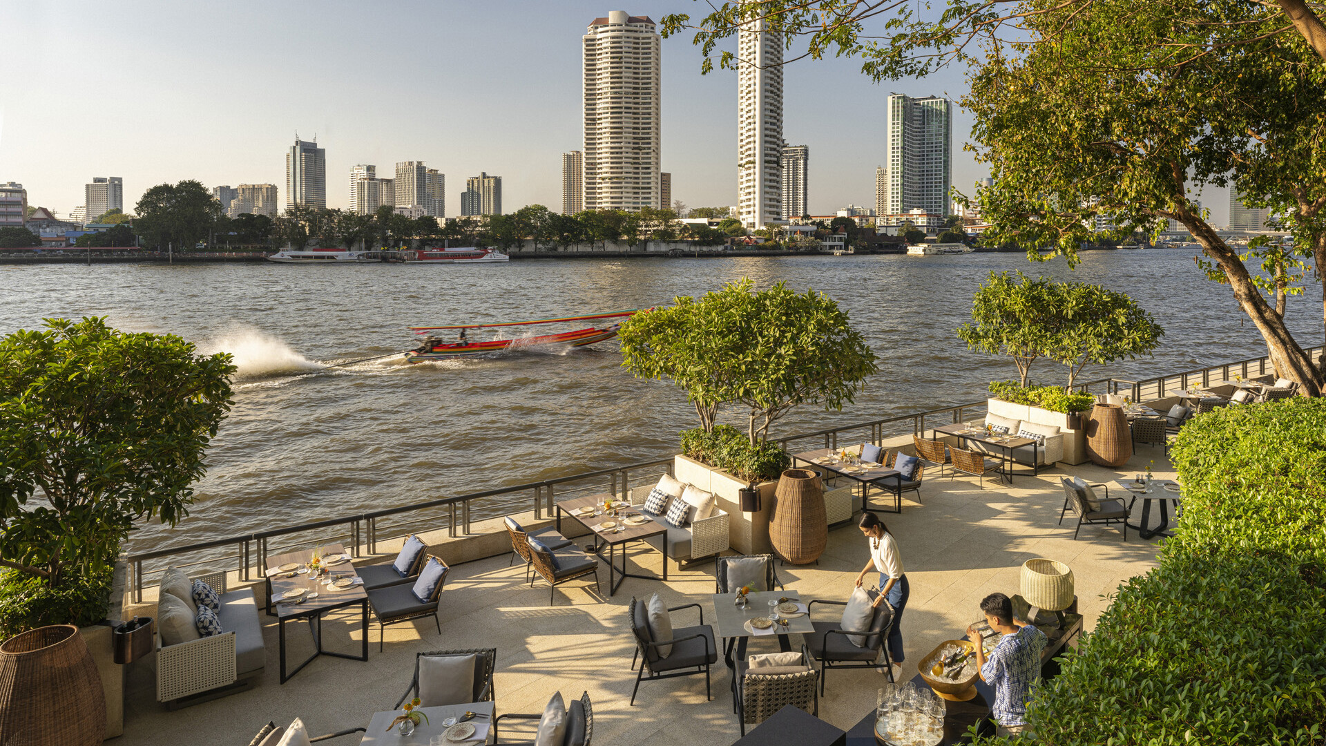 Four Seasons Hotel Bangkok At Chao Phraya River