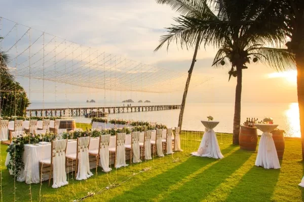 The Beachfront Lawn