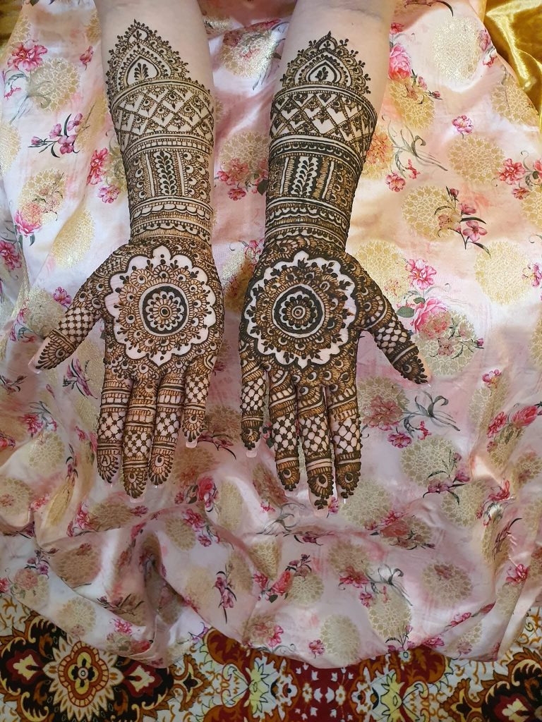 Mehendi by Anita Maheshwari
